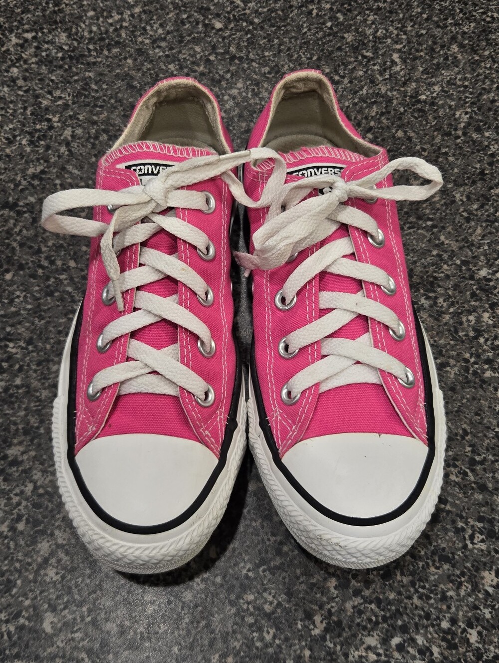 Converse Chuck Taylor All Star Pink Cosmo Low Top Sneakers Women’s 6